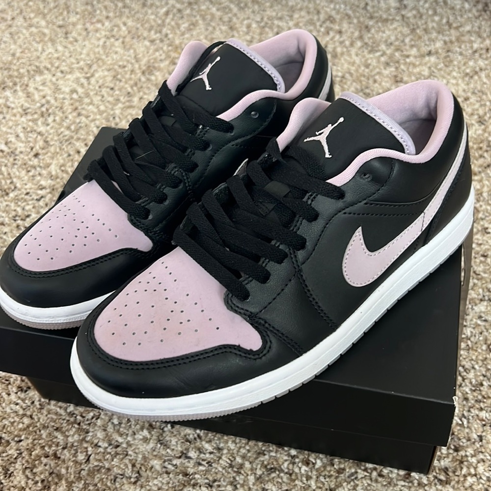 Nike Air Jordan Lows in Black/Iced Lilac/White M8